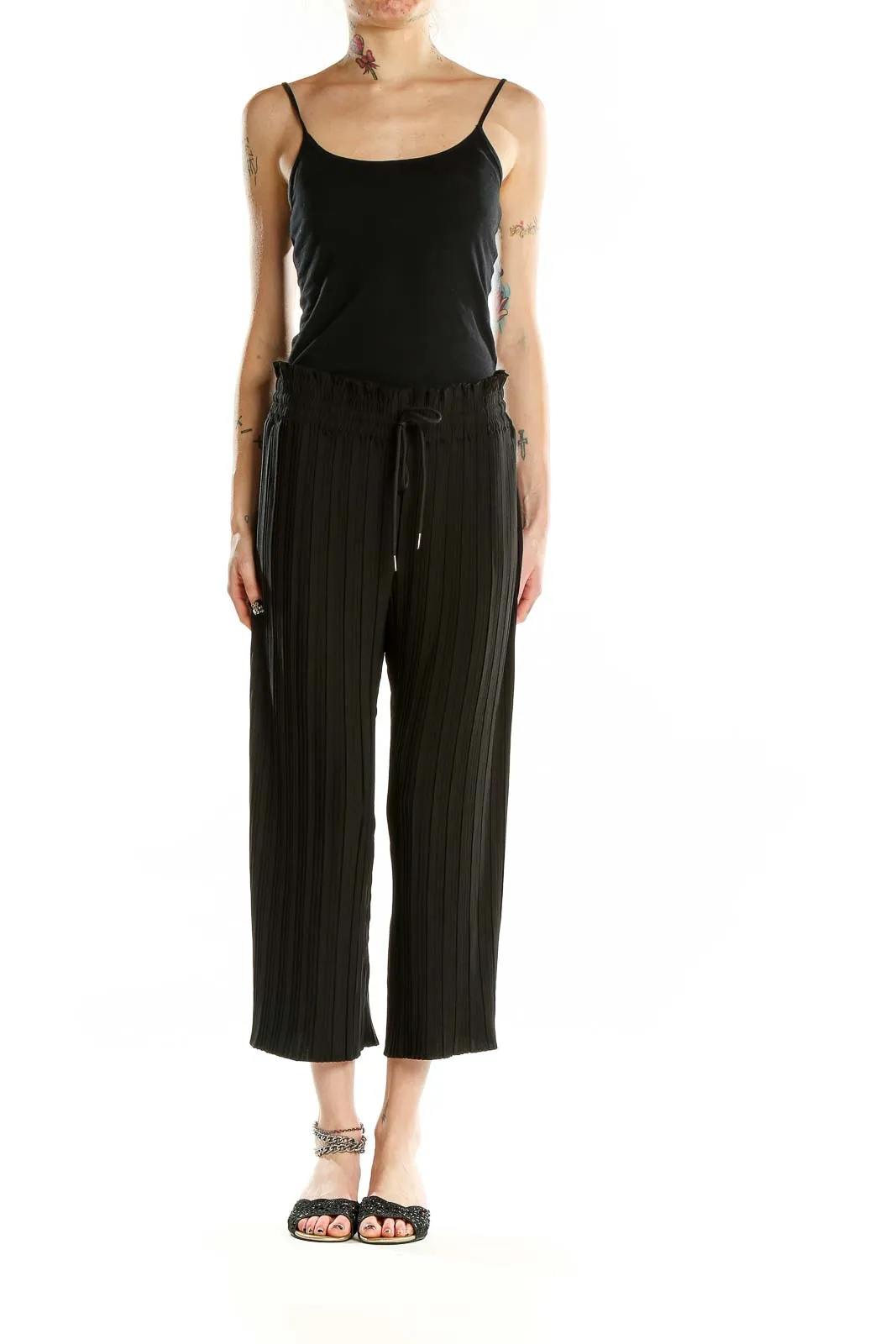 Black Pleated Wide-Leg Cropped Pants