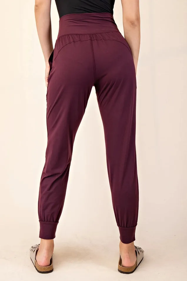 Butter Soft Joggers with Pockets Cassis