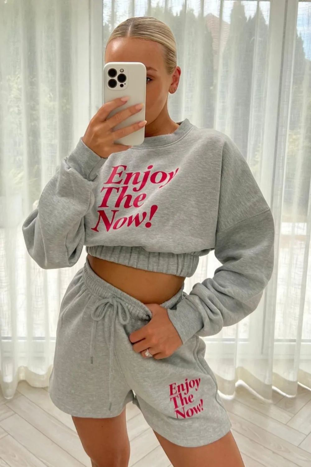 Enjoy the now grey & pink  cropped  short loungewear set