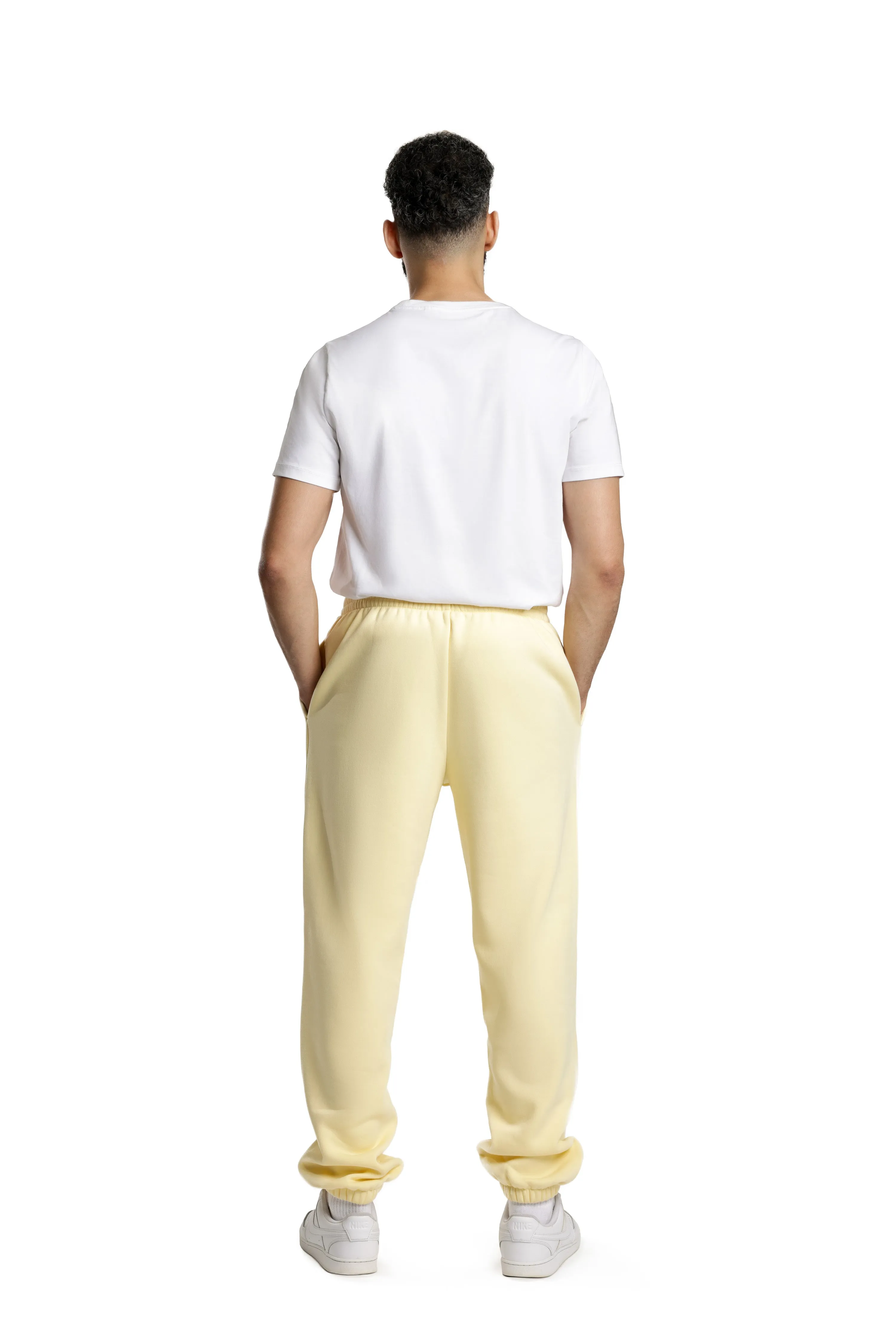 Men's jogger in banana yellow