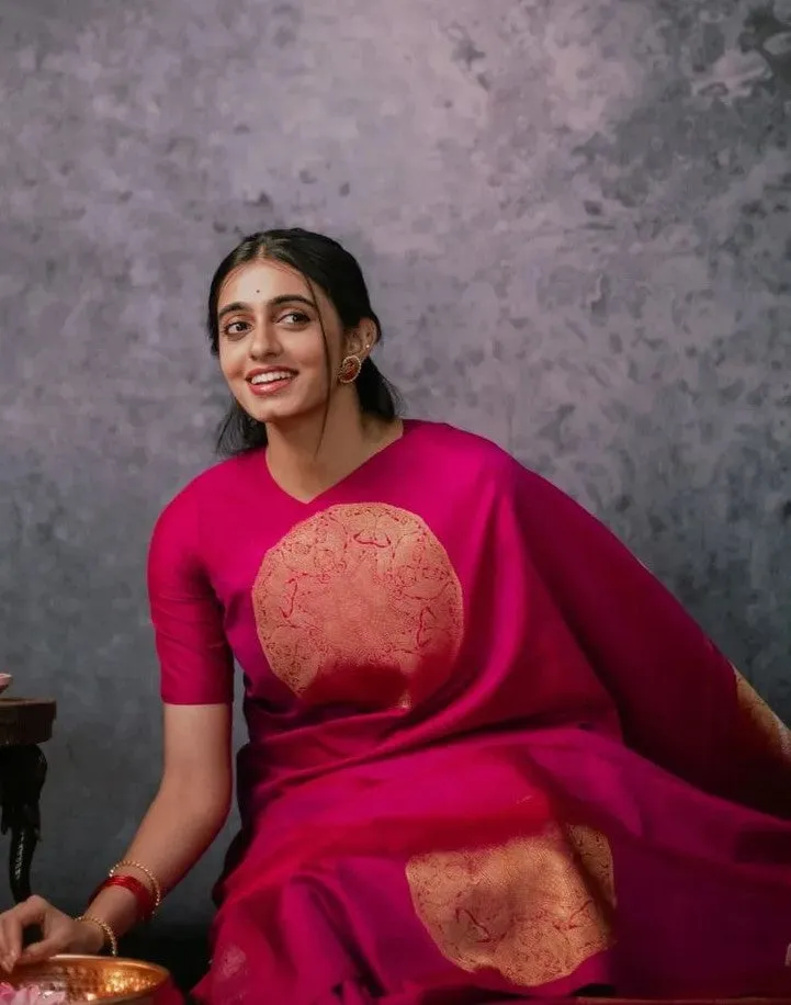 Prominent Dark Pink Soft Silk Saree With Demanding Blouse Piece